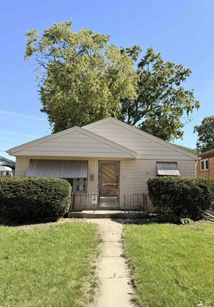 Unit for sale at 1631 N 36th Avenue, Melrose Park, IL 60160