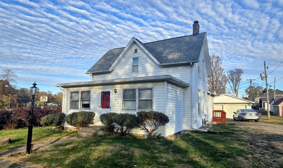 Unit for sale at 106 S Eldorado Street, Sidney, IL 61877