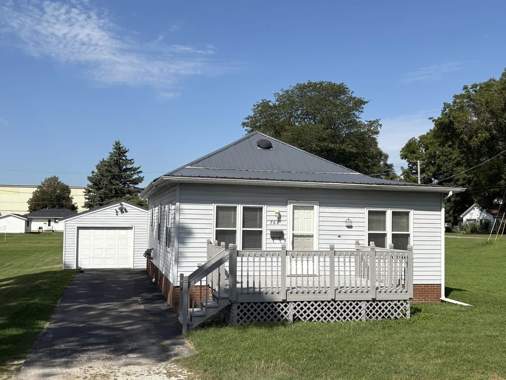 Unit for sale at 708 Godfrey Street, Streator, IL 61364