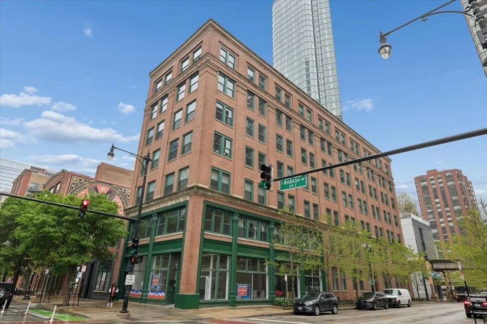 Unit for sale at 900 S Wabash Avenue, Chicago, IL 60605
