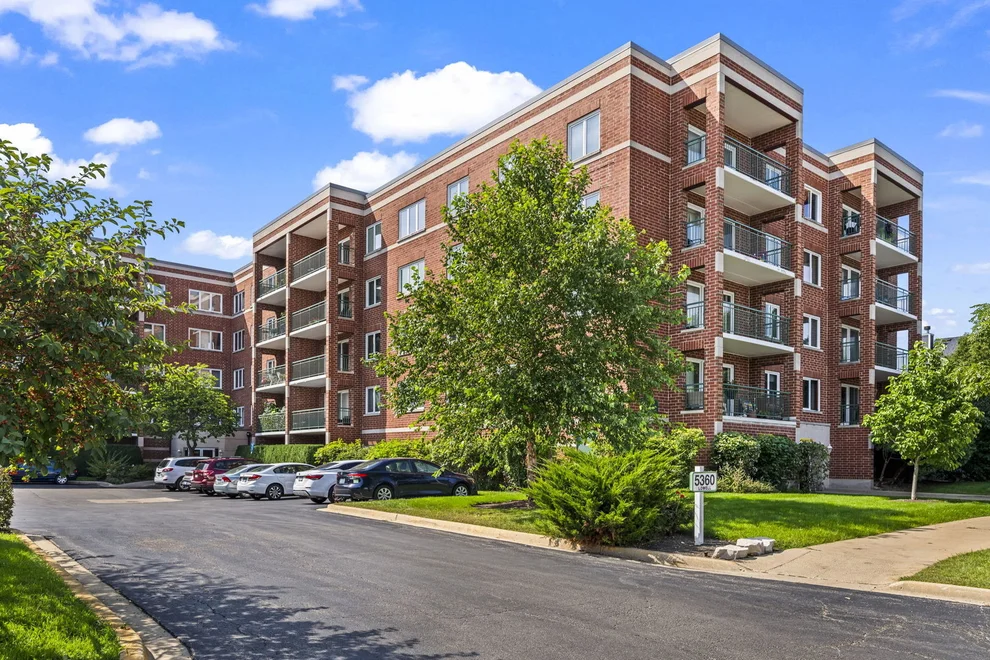 Unit for sale at 5360 N Lowell Avenue, Chicago, IL 60630