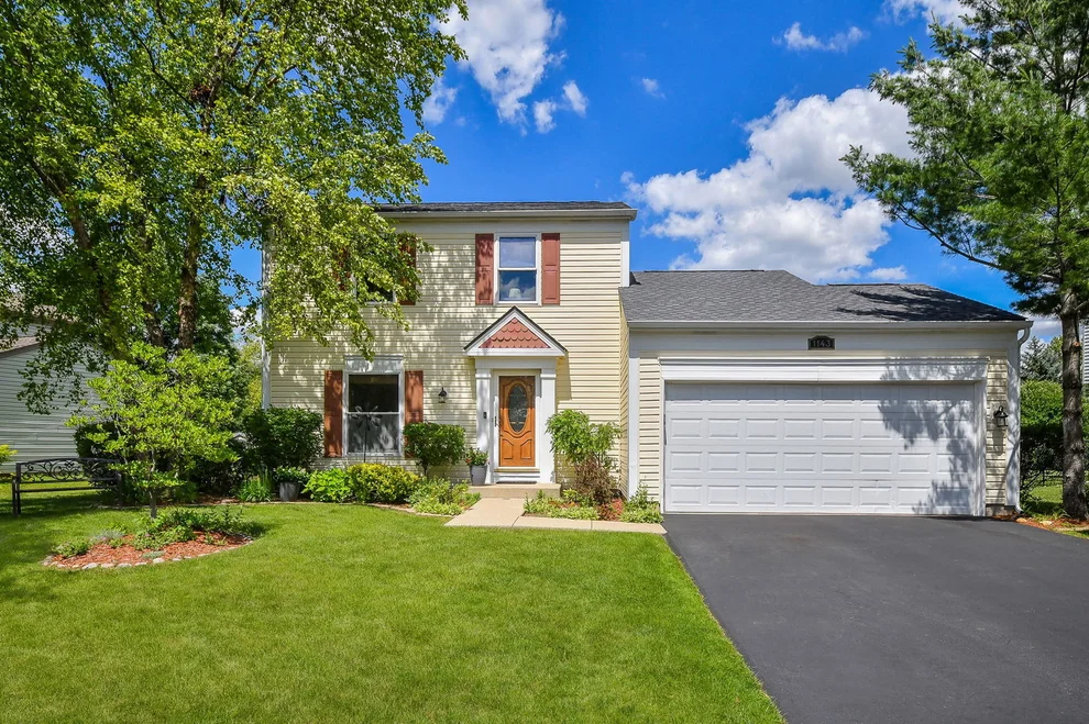 Unit for sale at 1143 Woodlake Drive, Carol Stream, IL 60188