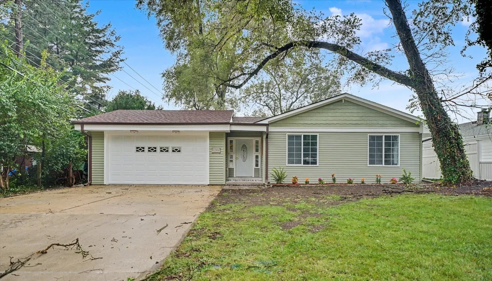 Unit for sale at 1303 S Western Avenue, Champaign, IL 61821