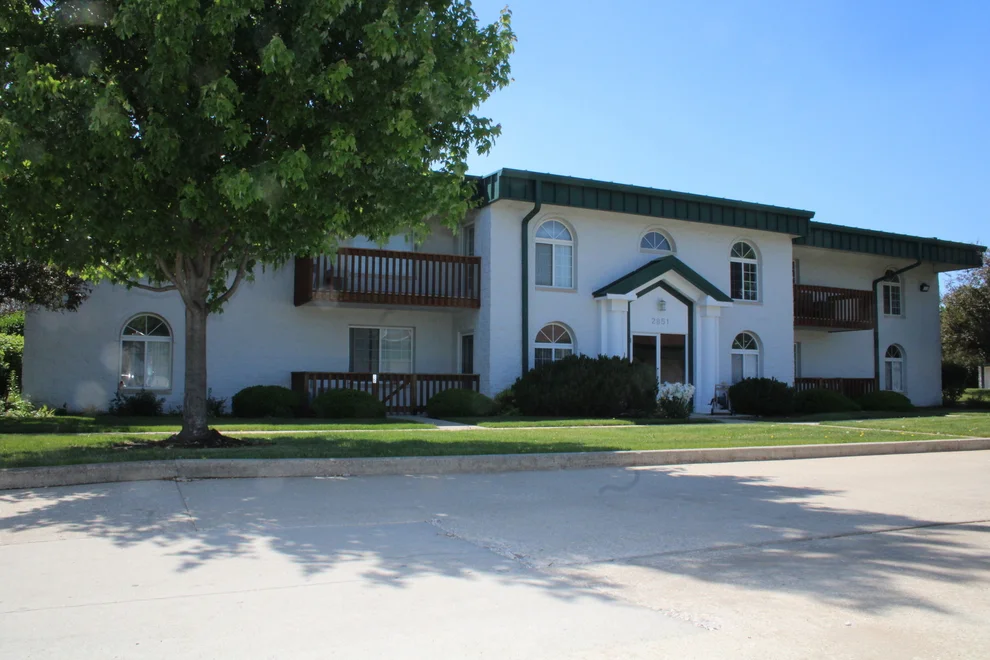 Unit for sale at 2851 Heritage Drive, Joliet, IL 60435