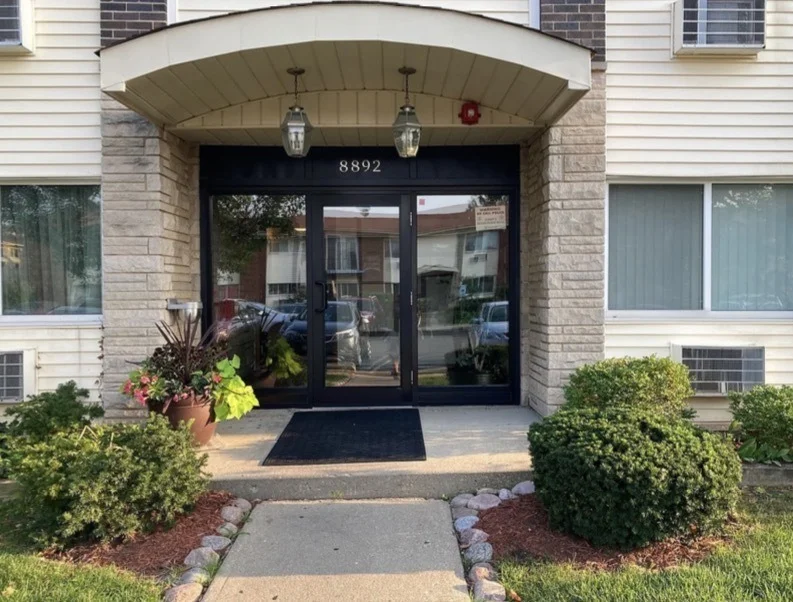 Unit for sale at 8892 Jody Lane, Des Plaines, IL 60016