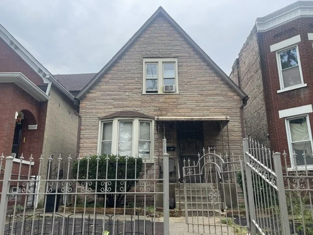 Unit for sale at 6410 S Marshfield Avenue, Chicago, IL 60636