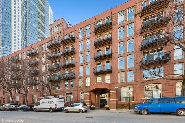 Unit for sale at 550 N Kingsbury Street, Chicago, IL 60654