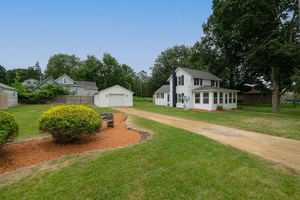 Unit for sale at 333 E Front Street, Byron, IL 61010