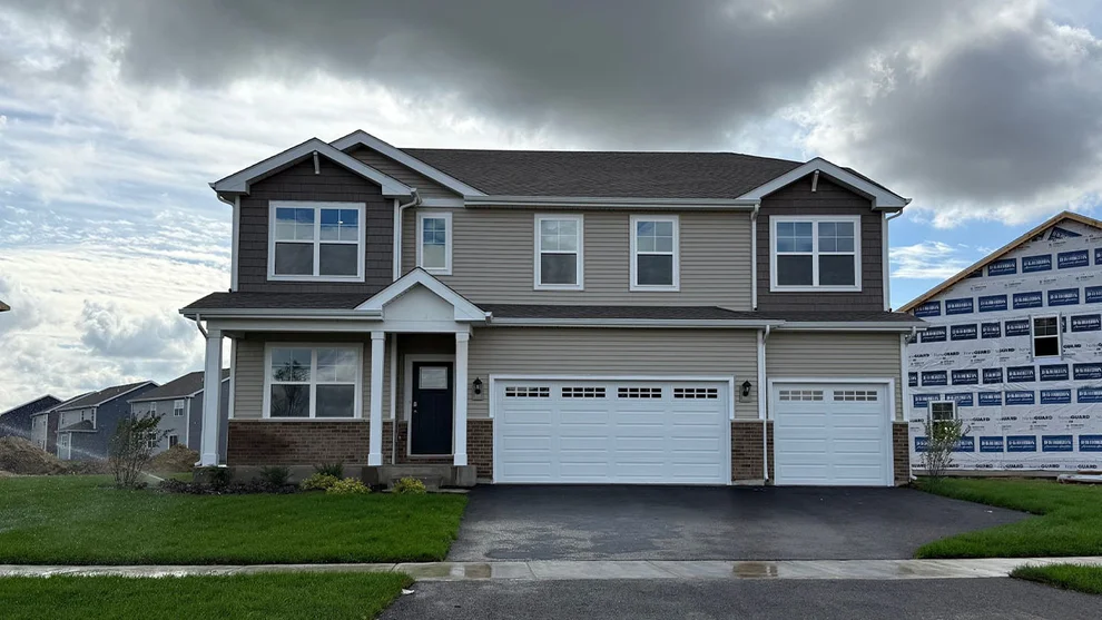 Unit for sale at 1440 Vintage Drive, Oswego, IL 60543