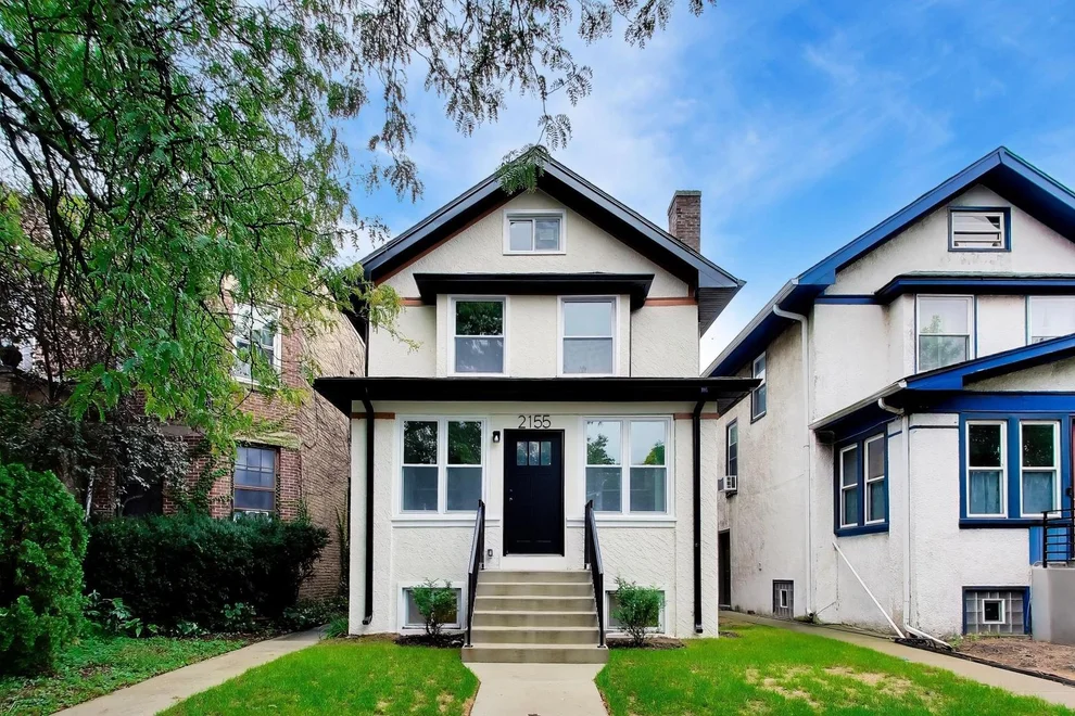 Unit for sale at 2155 W Touhy Avenue, Chicago, IL 60645