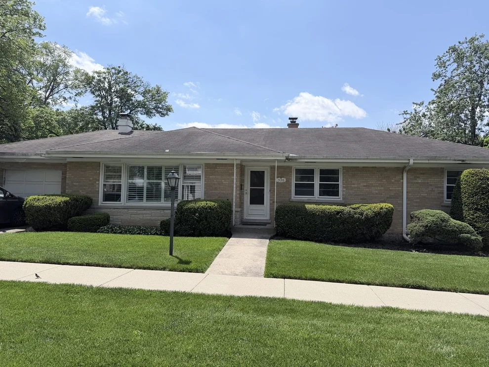 Unit for sale at 320 N Main Street, Mount Prospect, IL 60056