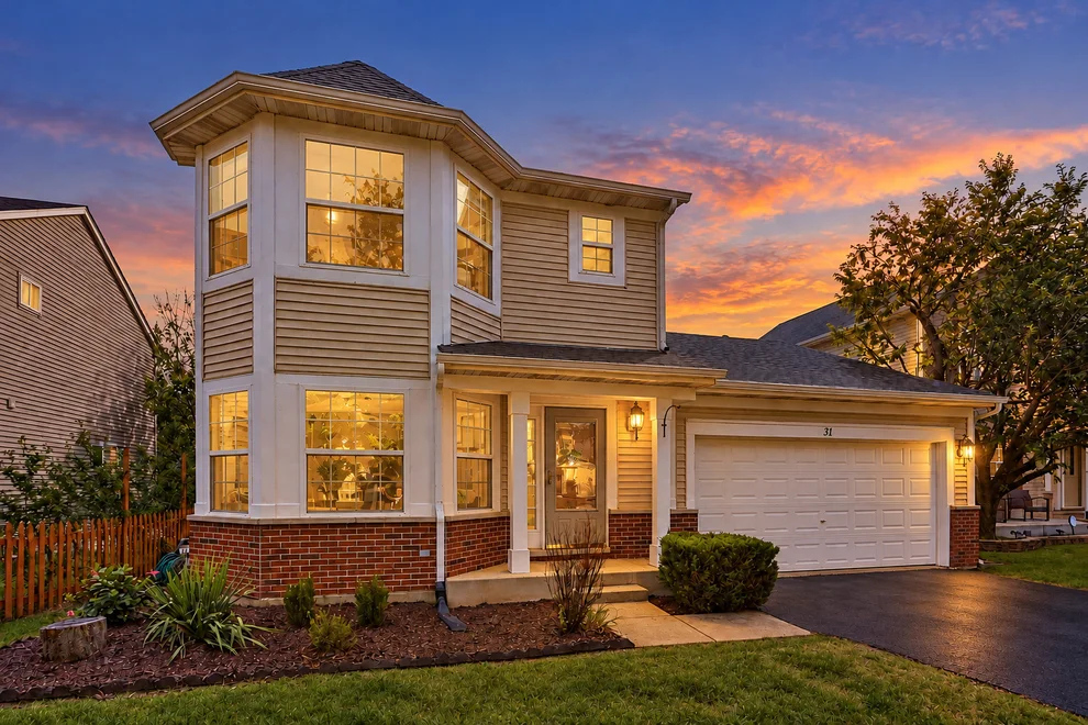 Unit for sale at 31 Kenilworth Avenue, Romeoville, IL 60446