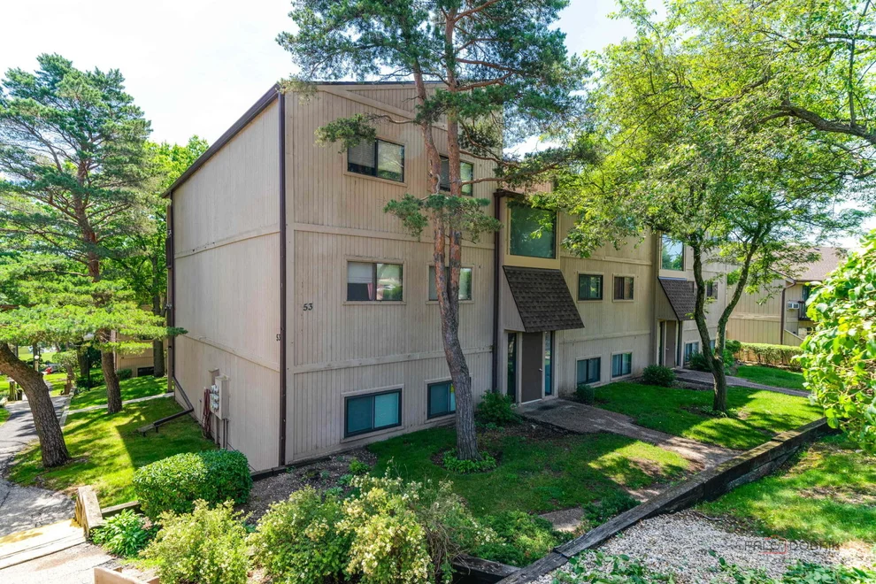 Unit for sale at 53 Oak Hill Colony Street, Fox Lake, IL 60020