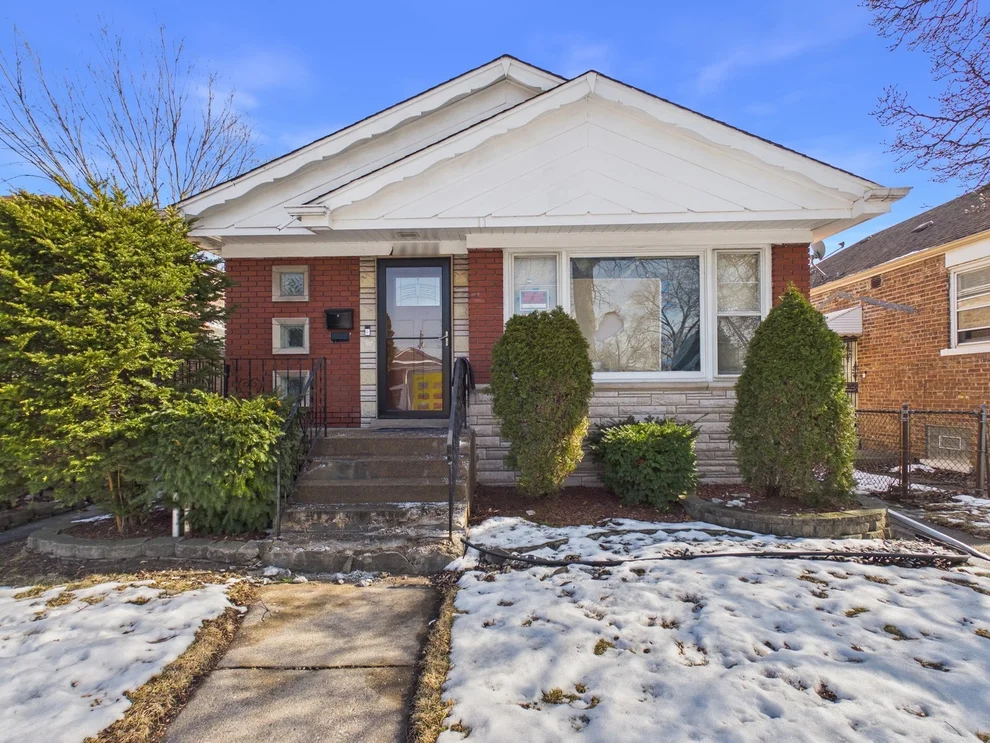 Unit for sale at 14235 S Wallace Avenue, Riverdale, IL 60827