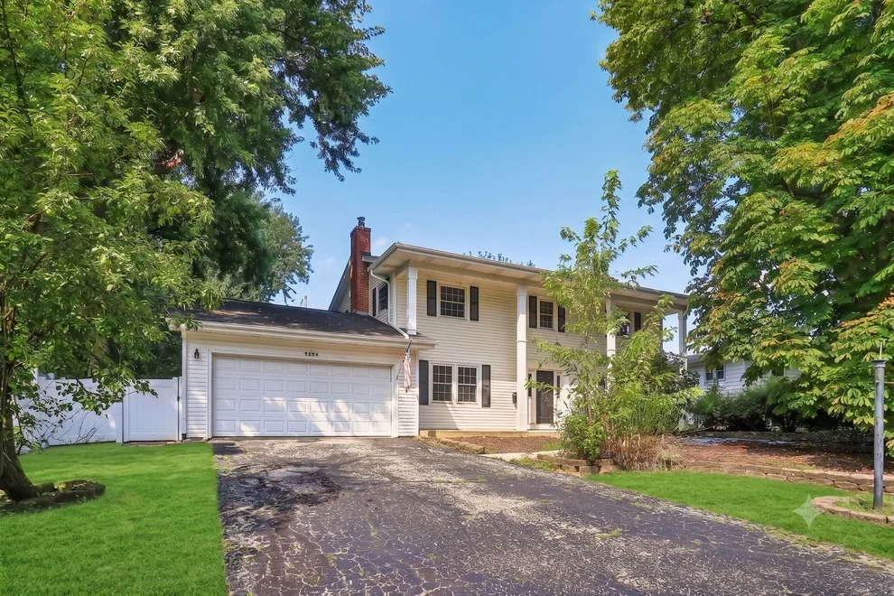 Unit for sale at 1053 Laurel Lane, Naperville, IL 60540