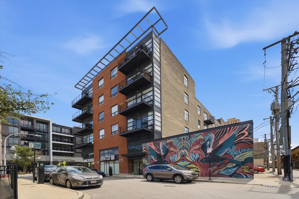 Unit for sale at 2045 W Concord Place, Chicago, IL 60647