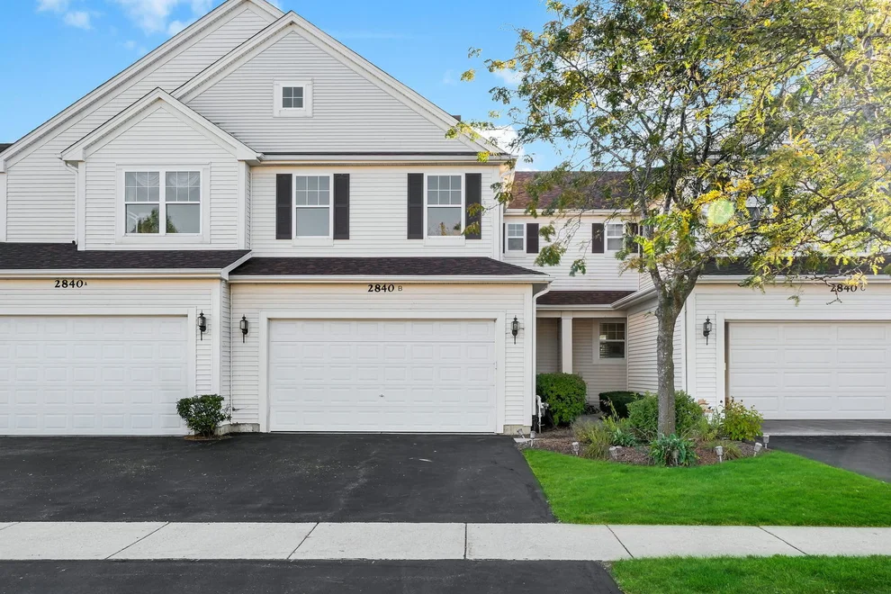 Unit for sale at 2840 Cattail Court, Wauconda, IL 60084