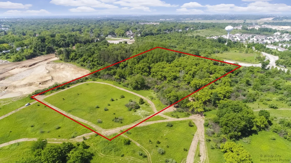 Unit for sale at 1811 IL Rte 25 (Elgin) Road, Barrington, IL 60010