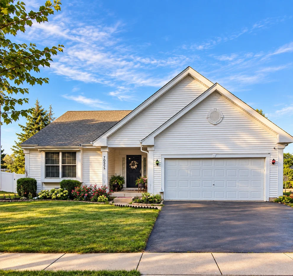 Unit for sale at 7055 Nathan Lane, Carpentersville, IL 60110