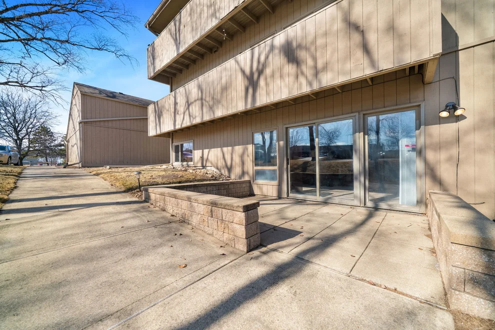 Unit for sale at 218 Bienterra Trail, Rockford, IL 61107