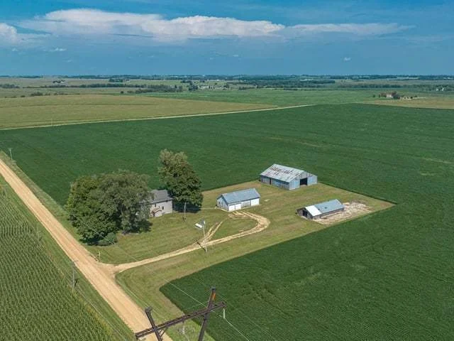 Unit for sale at 927 N Valentine Road, Polo, IL 61064
