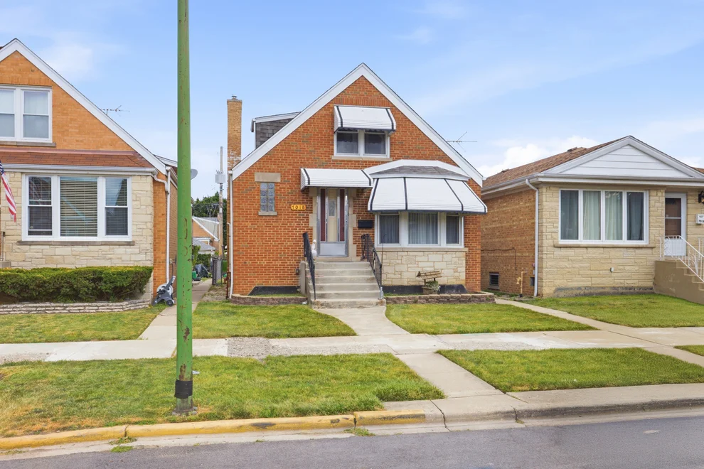 Unit for sale at 7018 W Newport Avenue, Chicago, IL 60634