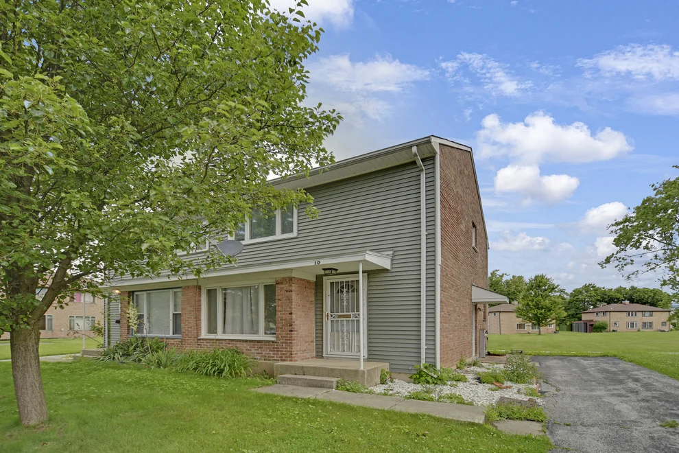 Unit for sale at 10 Michael Road, Park Forest, IL 60466