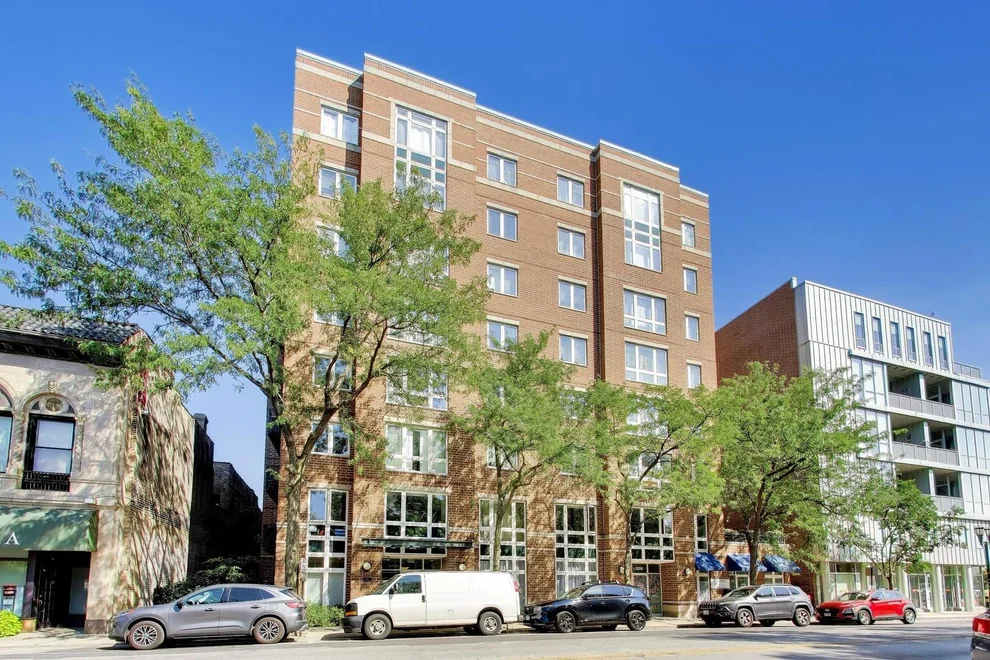 Unit for sale at 811 CHICAGO Avenue, Evanston, IL 60202