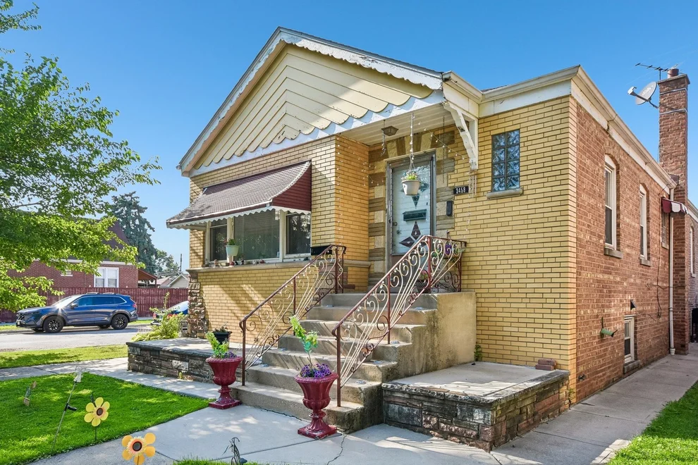 Unit for sale at 3458 W 72nd Place, Chicago, IL 60629