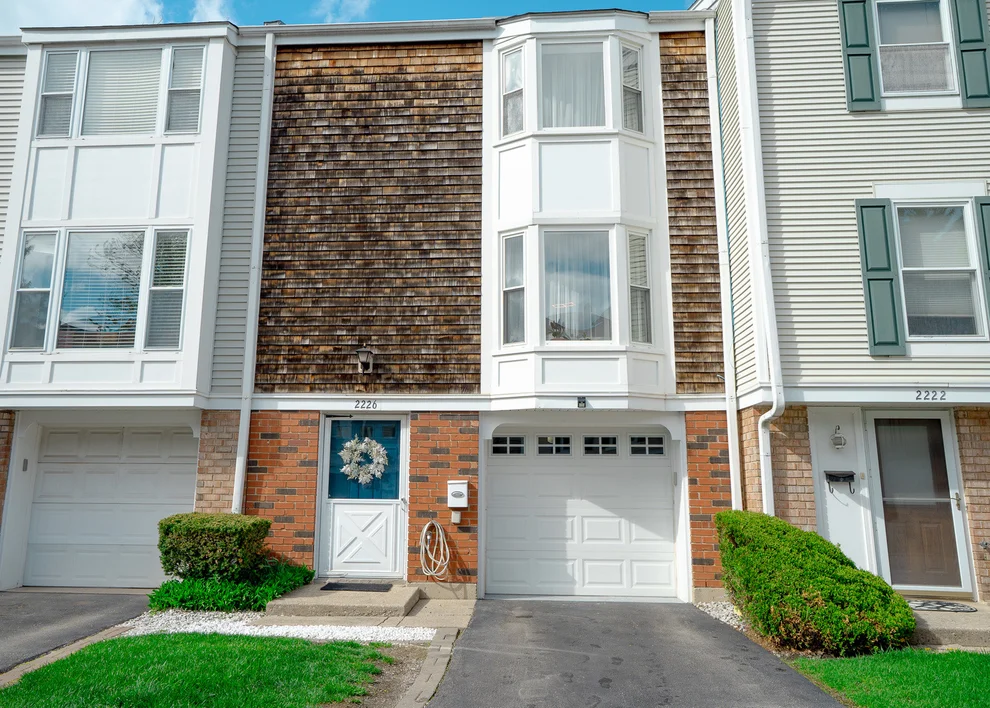Unit for sale at 2226 Langdon Place, Hoffman Estates, IL 60169