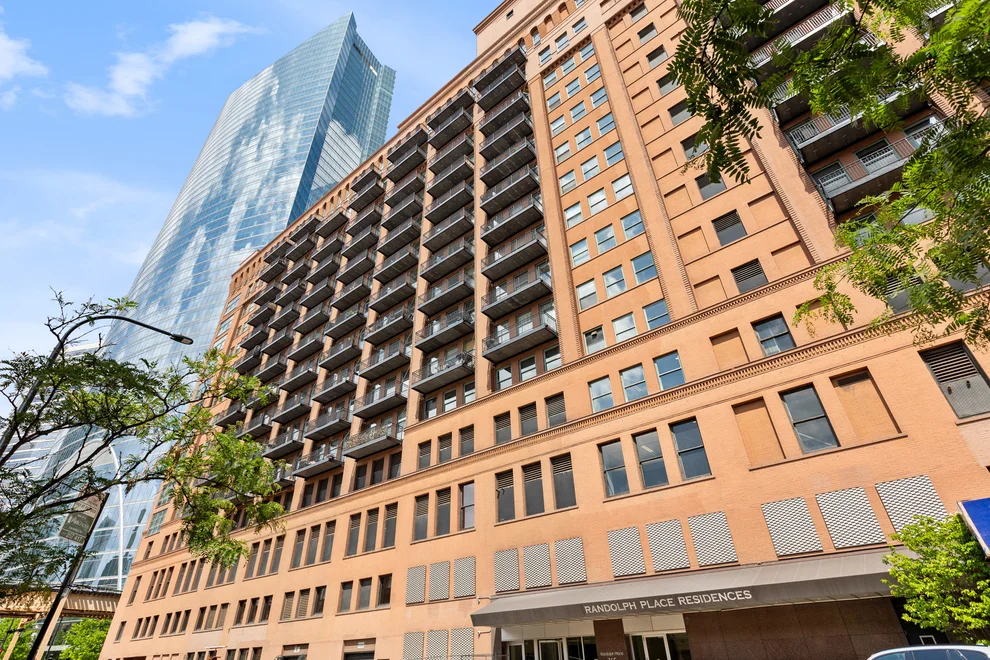Unit for sale at 165 N CANAL Street, Chicago, IL 60606