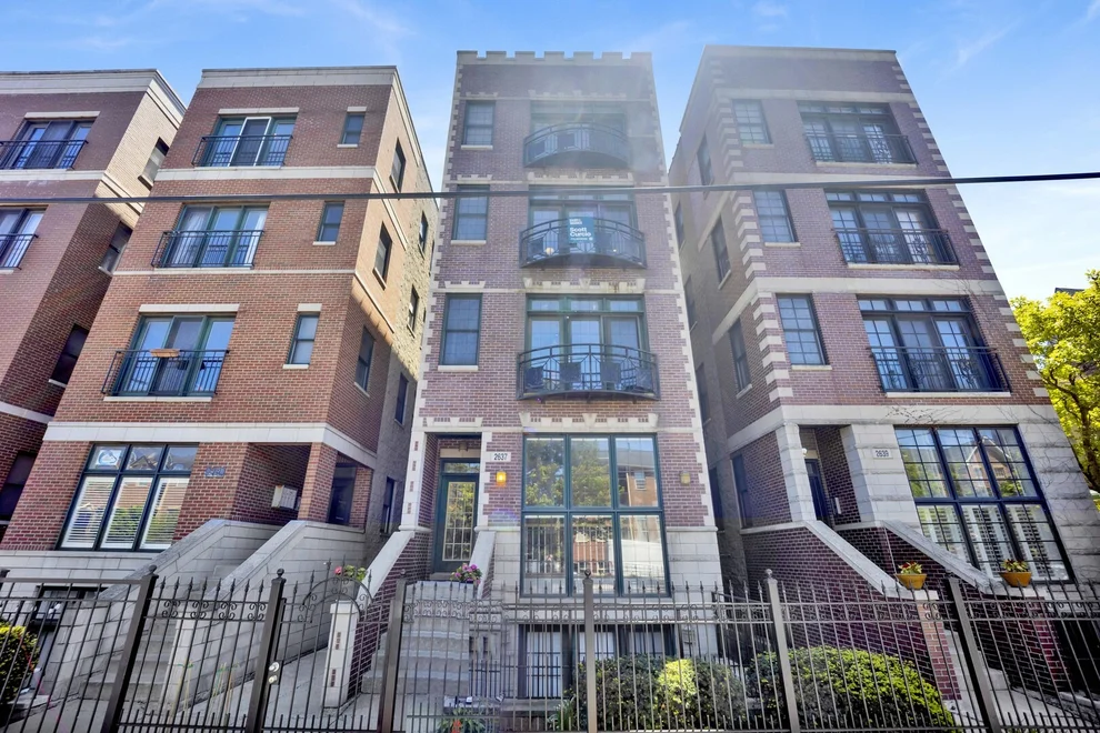 Unit for sale at 2637 W Belmont Avenue, Chicago, IL 60618