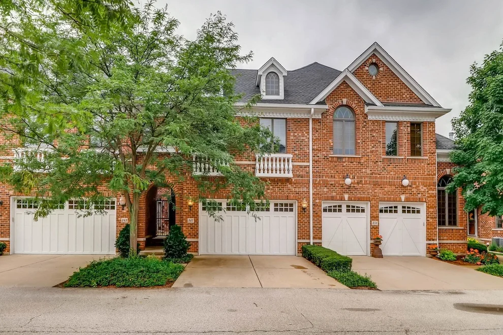 Unit for sale at 347 Arbor Glen Boulevard, Schaumburg, IL 60195