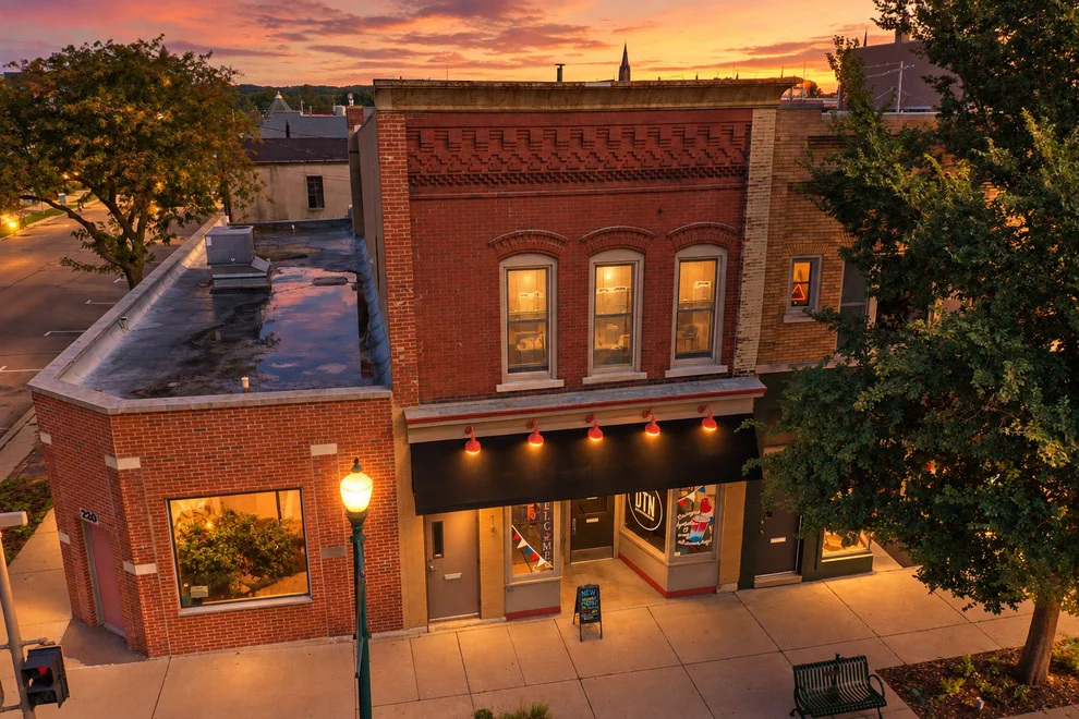 Unit for sale at 228 W Main Street, Ottawa, IL 61350