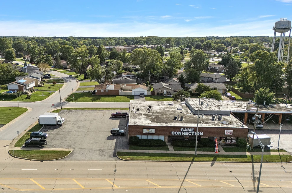 Unit for sale at 12741 Cal Sag Road, Crestwood, IL 60418
