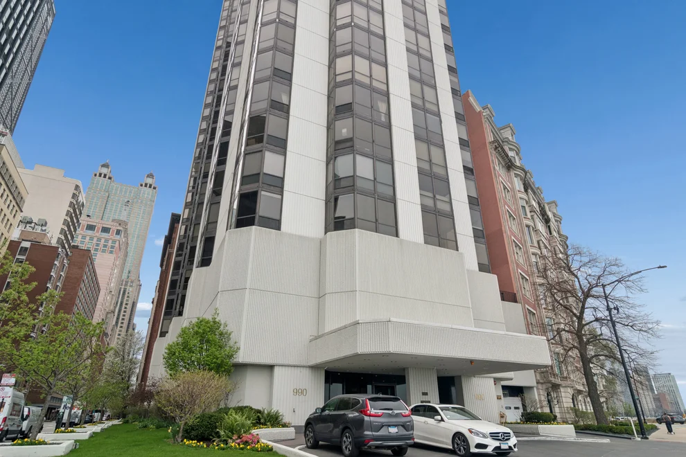 Unit for sale at 990 N LAKE SHORE Drive, Chicago, IL 60611