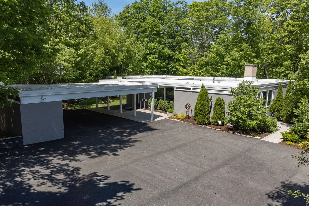 Unit for sale at 151 Maple Avenue, Highland Park, IL 60035