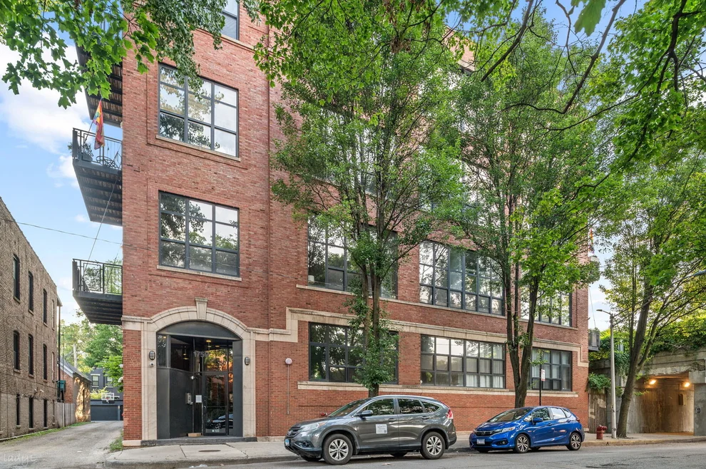 Unit for sale at 1750 N WOLCOTT Avenue, Chicago, IL 60622