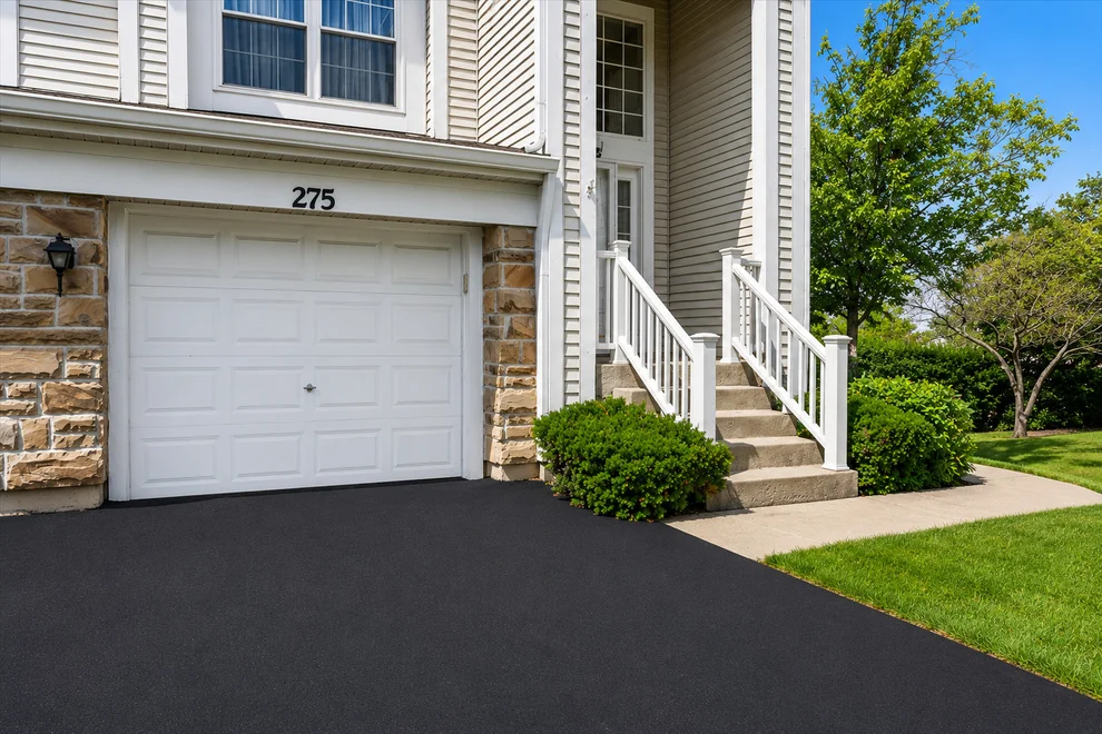 Unit for sale at 275 Arlington Court, Carol Stream, IL 60188