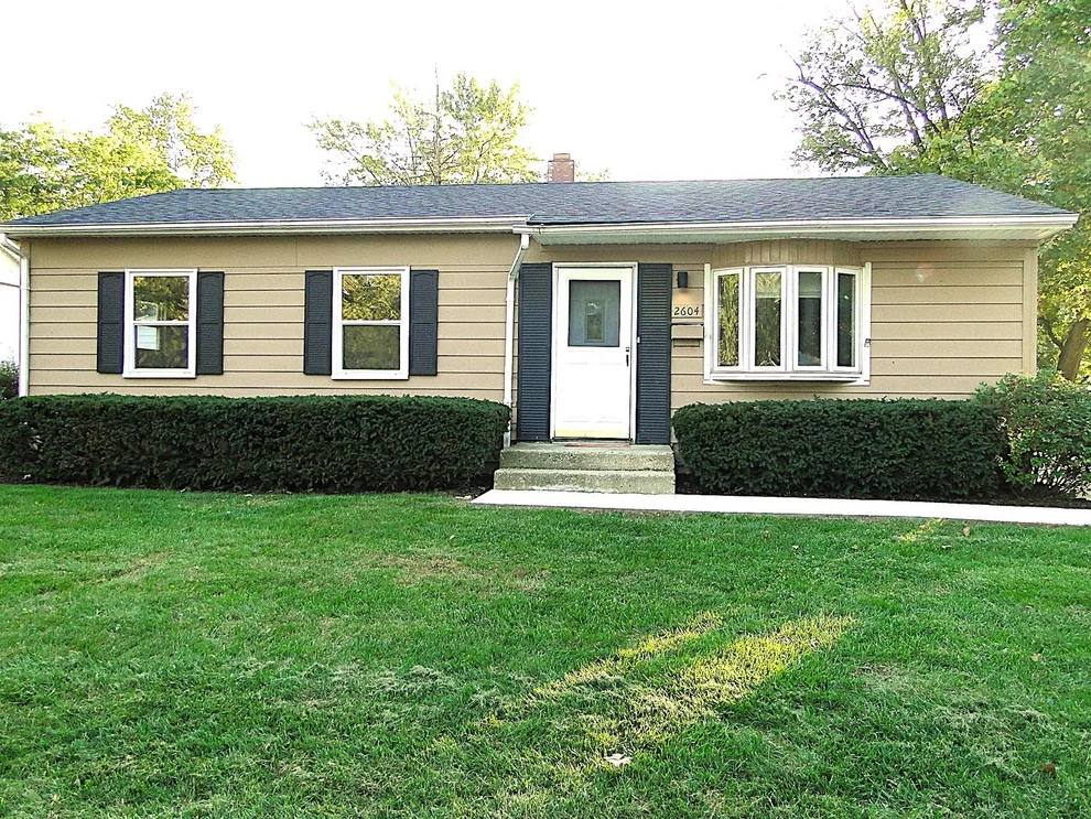 Unit for sale at 2604 Fairway Drive, Joliet, IL 60435