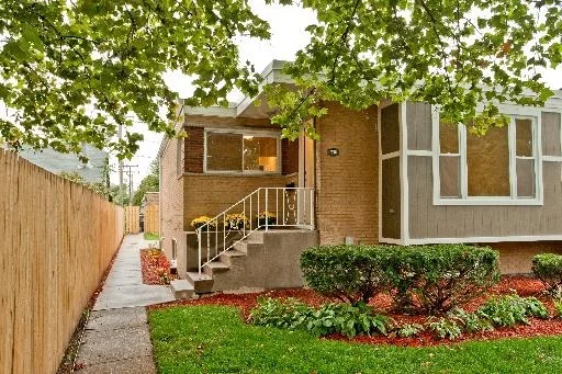 Unit for sale at 238 Custer Avenue, EVANSTON, IL 60202