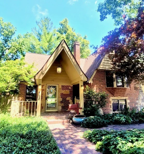Unit for sale at 720 S New Street, Champaign, IL 61820