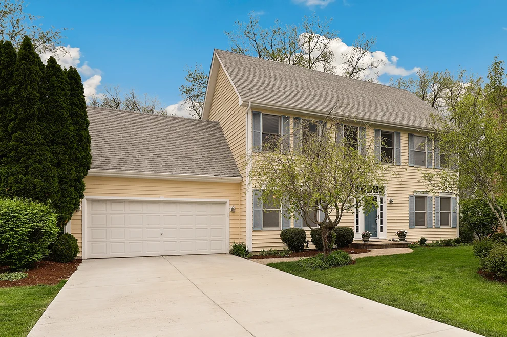 Unit for sale at 26W180 Arrow Glen Court, Wheaton, IL 60189