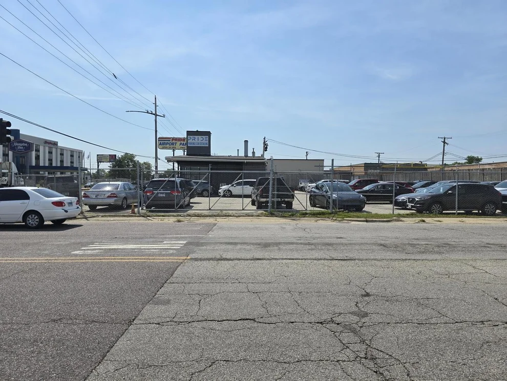 Unit for sale at 3950 N Mannheim Road, Franklin Park, IL 60131