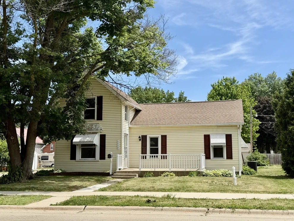Unit for sale at 1112 6th Avenue, Sterling, IL 61081