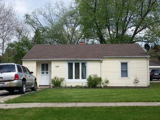 Unit for sale at 145 N Emerald Avenue, MUNDELEIN, IL 60060