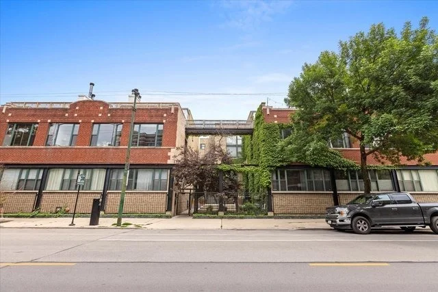 Unit for sale at 2943 N Lincoln Avenue, Chicago, IL 60657