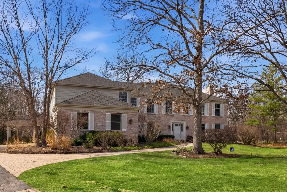 Unit for sale at 1694 Clendenin Lane, Riverwoods, IL 60015