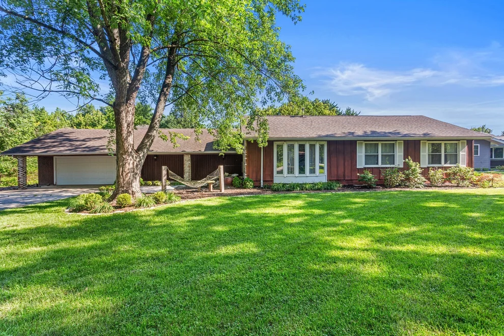 Unit for sale at 2102 Fogel Road, Mahomet, IL 61853