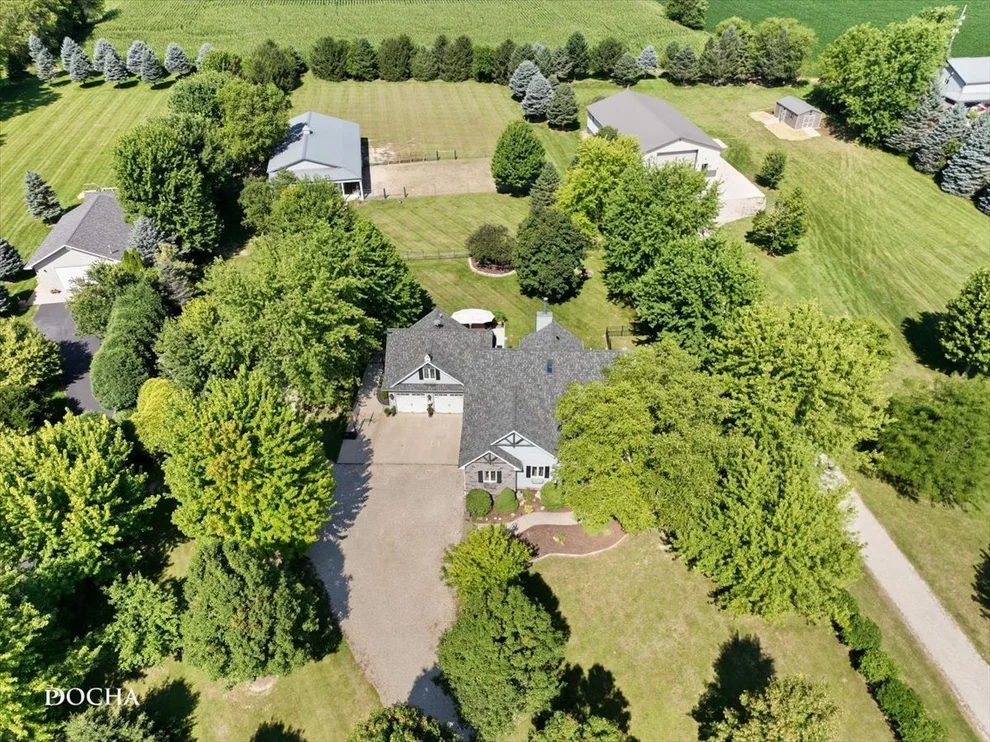 Unit for sale at 4229 E 2551st Road, Sheridan, IL 60551